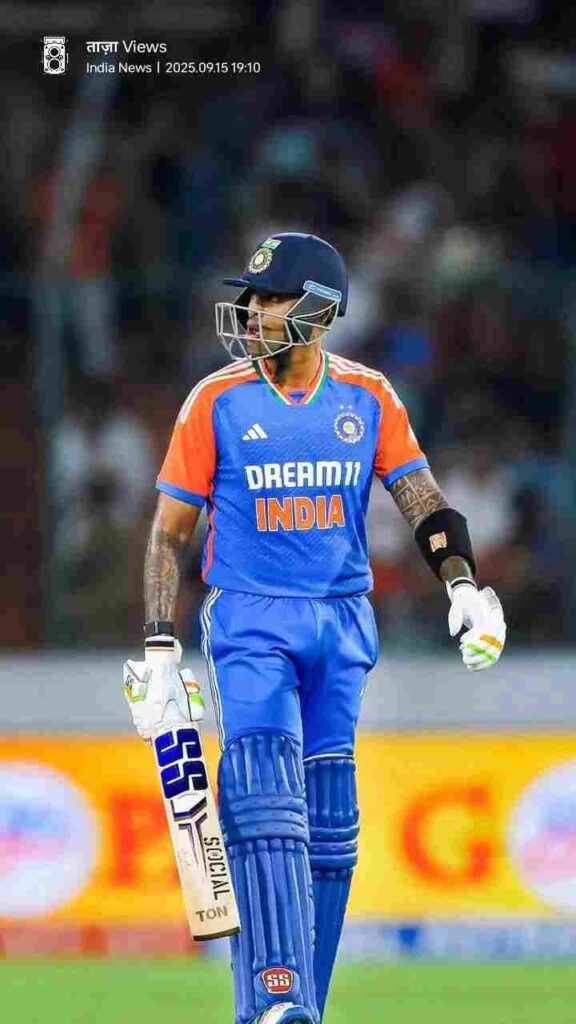 Suryakumar Yadav ने Pahalgam हमला पीड़ितों के लिए क्या कहा? भारत-पाक मैच के बाद भावनात्मक संदेश 3 Indian players standing on the field after the win vs Pakistan., Suryakumar yadav , asia cup 2025